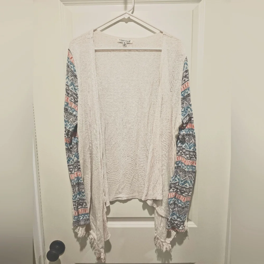 Cardigan - Picture 1 of 6